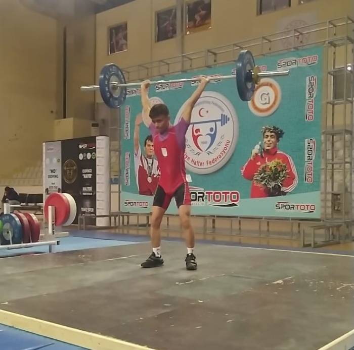 Afyonlu Halterci Türkiye 3.’ncüsü Oldu
