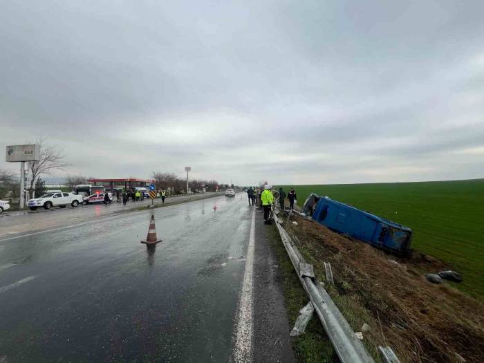 Diyarbakır’da Cezaevi Aracı Devrildi: 13 Yaralı