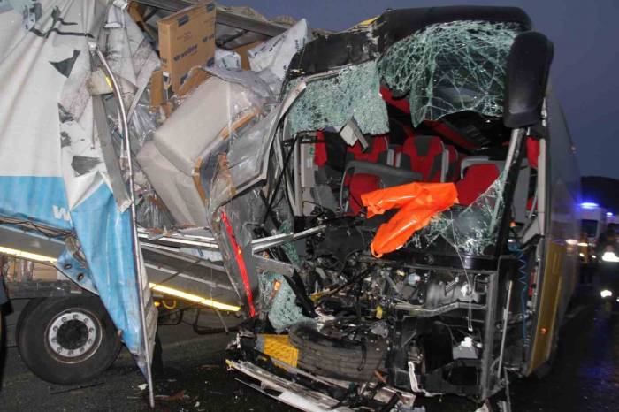 Elazığ’da Bir Yılda Meydana Gelen 3 Bin 91 Kazada 14 Kişi Hayatını Kaybetti