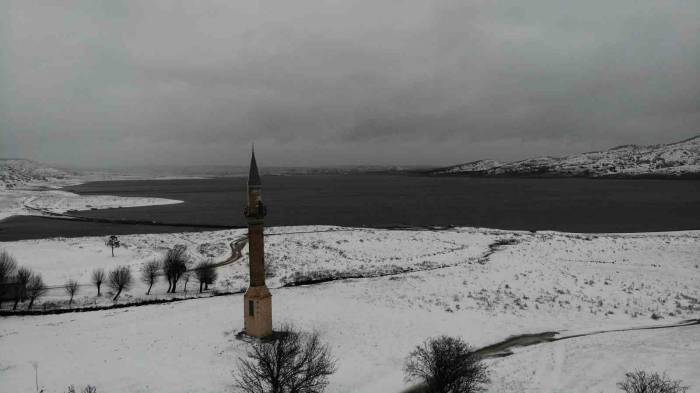 Eskişehir’de Havadan Görüntülenen Kar Manzaraları Mest Etti