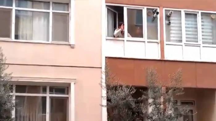 Haber Alınamıyordu, Evde Uyurken Bulundu