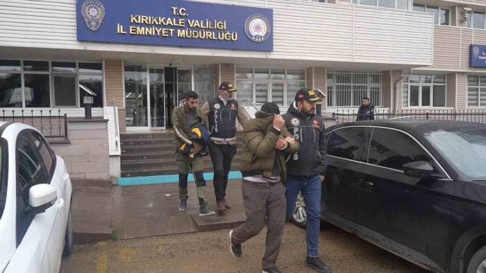 Tırda Ele Geçirilen 60,5 Kilogram Uyuşturucuyla İlgili 2 Şüpheli Tutuklandı