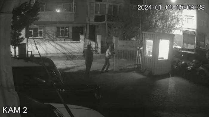 Otoparktan Önce Kontak Anahtarları Ardından Araçları Çaldılar: O Anlar Kamerada