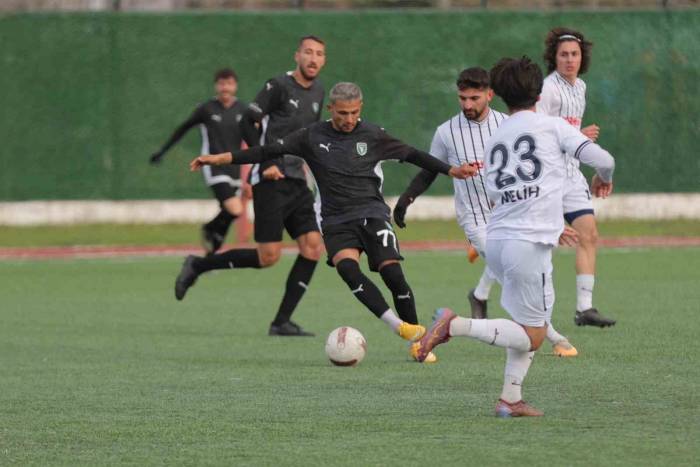 Efeler 09 Sfk: 1 - Bergama Fk: 0