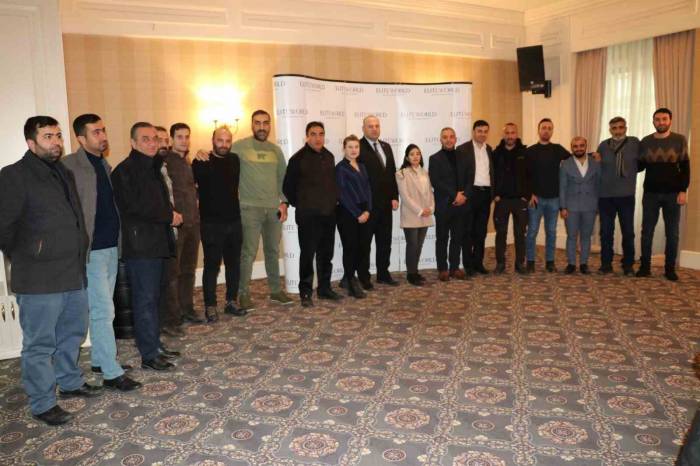 Elite World, Gazetecileri Ağırladı