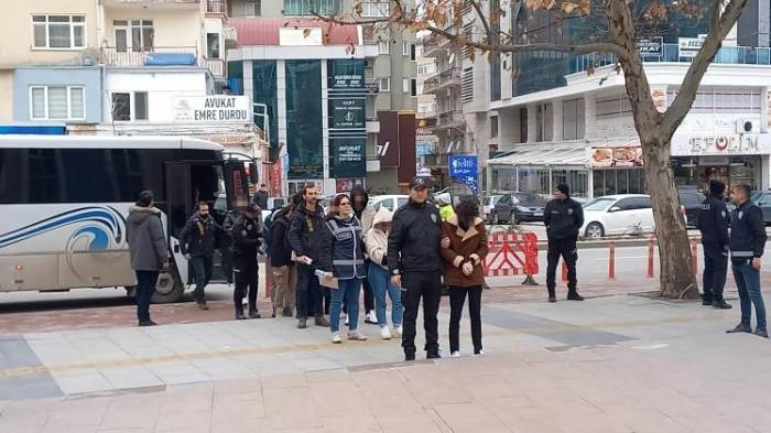 Dolandırıcılıkta Yeni Yöntem: "Sürümden Kazanıp, Şüphe Çekmediler"