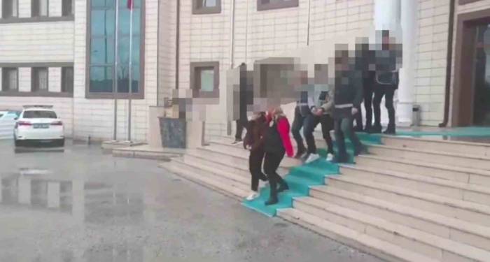 İşletmeye Gelenlerin İzinsiz Bilgilerini Kopyalayanlar Yakalandı