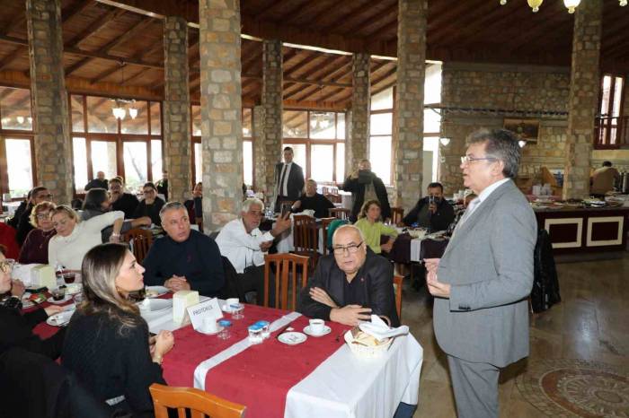 Başkan Hasan Arslan, Gazetecilerle Bir Araya Geldi