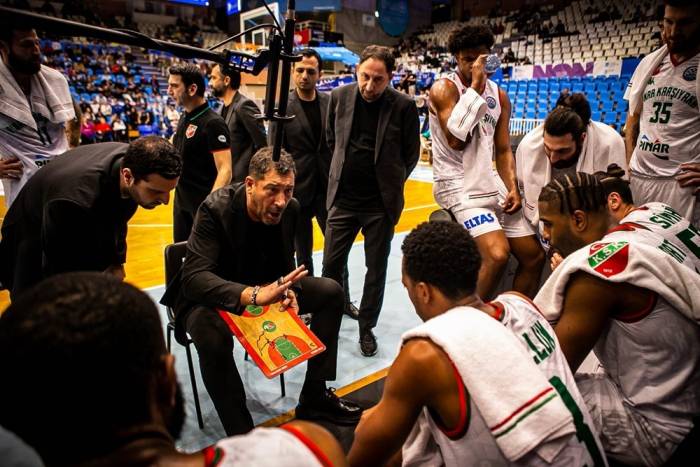 P. Karşıyaka, Seriyi İzmir’e Taşıdı