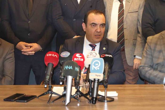 İyi Parti İzmir İl Başkanı Görevden Alındı
