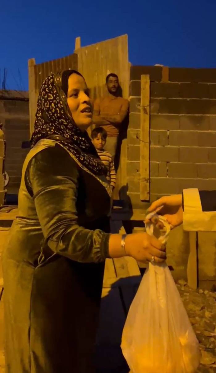 Ogün Abi Derneği İhtiyaç Sahibi 250 Aileye Tavuk Dağıttı