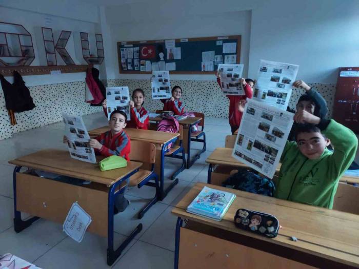 Çocuklar Kendi Okul Gazetelerini Çıkardı