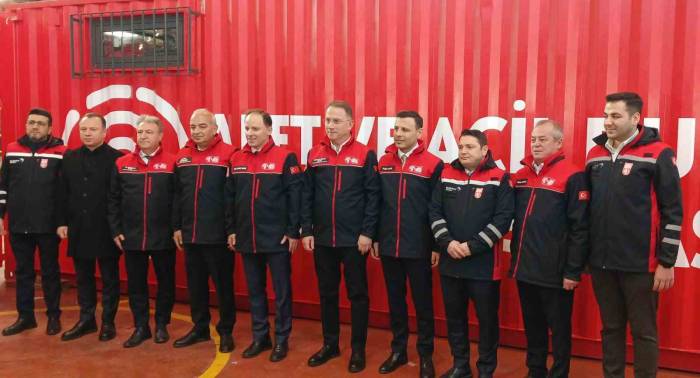 Beylikdüzü Belediye Başkanı Mehmet Murat Çalık, Afet Ve Acil Durum Müdahale İstasyonu’nu Tanıttı