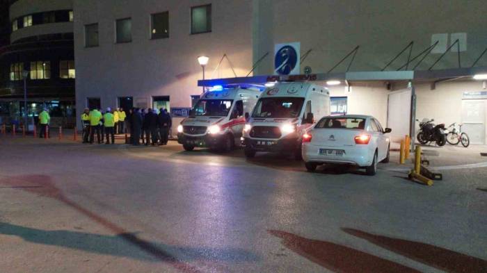 Gençler Arasındaki Silahlı Kavgada Kan Aktı: 1 Yaralı