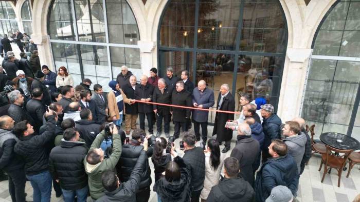 Hem Dinlenecek Hem Kitap Okuyabilecekler