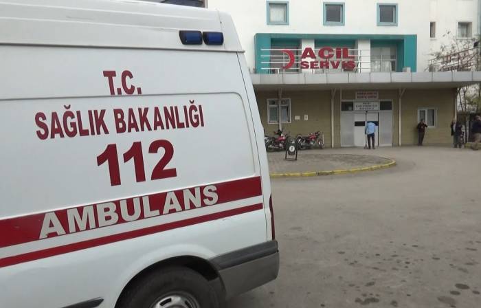 15 Yaşındaki Çocuğu Öldüresiye Darp Ederek Yol Kenarına Attılar