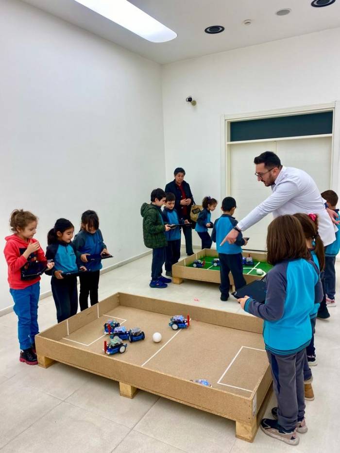 Bilim Merkezi’nde Robomaç Algoritma Etkinliği