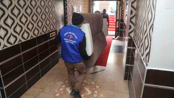 Küçük Yardımlar Büyük Tebessümlere Dönüşüyor