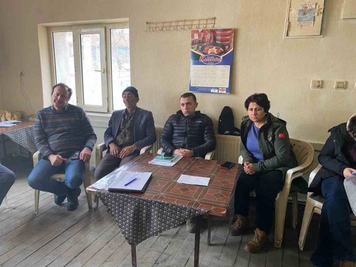 İhsaniye’de Çiftçilere Ve Besicilere Yönelik Bilgilendirme