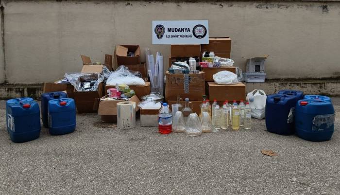 Bursa’da 1 Milyon Tl Değerinde Kaçak Likit Ele Geçirildi