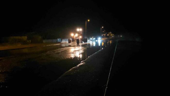 Kastamonu’da Deniz Taştı, Sokaklar Su Altında Kaldı