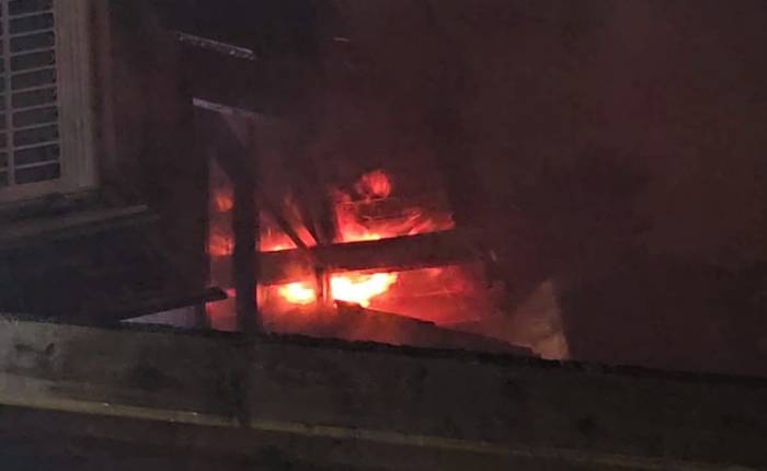 Sakarya’da Tek Katlı Ev Alevlere Teslim Oldu