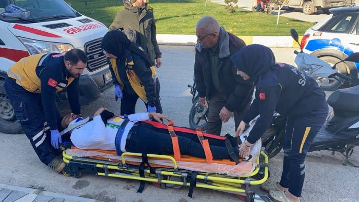 Otomobil İle Motosiklet Çarpıştı: 1 Yaralı