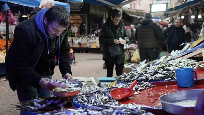 Hava Şartları Balık Fiyatlarını Etkiledi