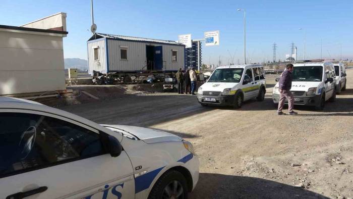 İnşaat Bekçisi Kulübede Ölü Bulundu