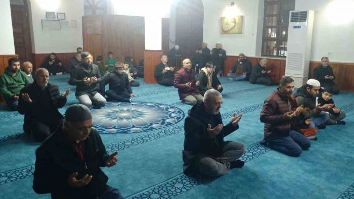 Köyceğiz’de Eller Mehmetçikler İçin Semaya Açıldı