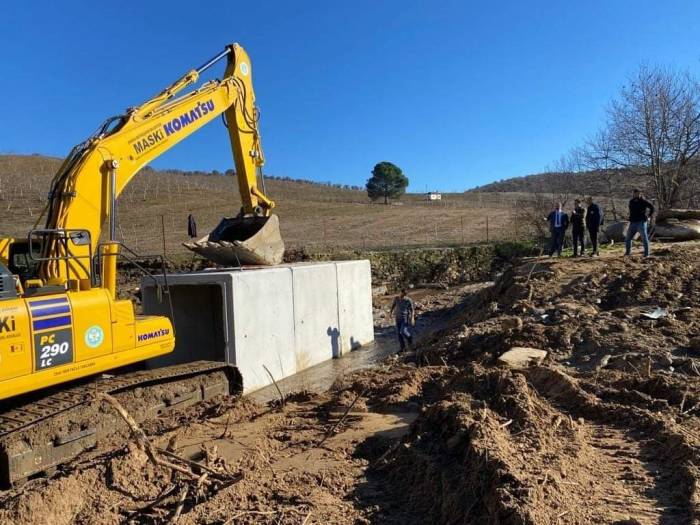 Hacıhıdır Mahallesi’nde Menfez Çalışmaları Tamamlandı