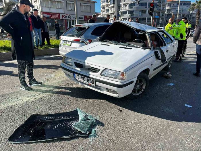 Milas’ta Takla Atan Otomobilin Sürücüsü Yaralandı
