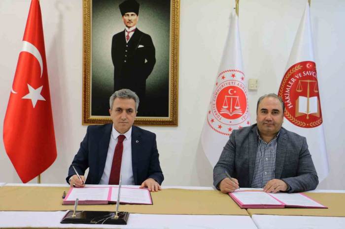 Döşemealtı’na Adliye Lojmanı