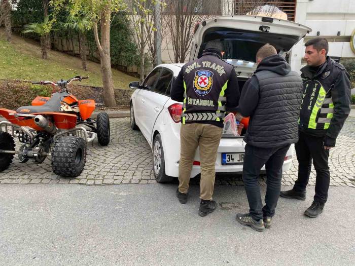 Ataşehir’de Off Road Motosikletiyle Drifte 22 Bin 165 Tl Ceza