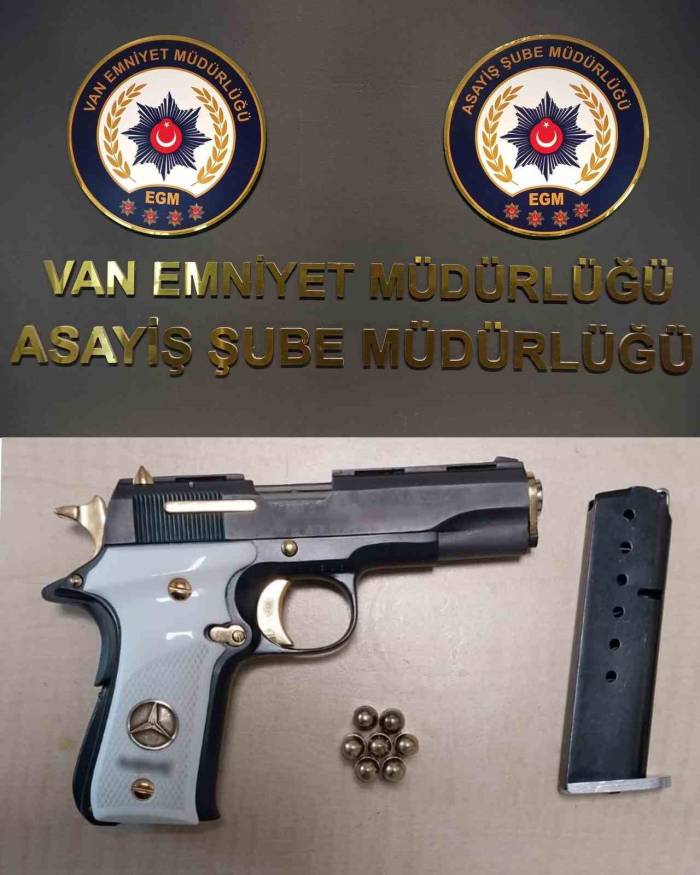 Van’da Değişik Suçlardan 37 Kişi Tutuklandı