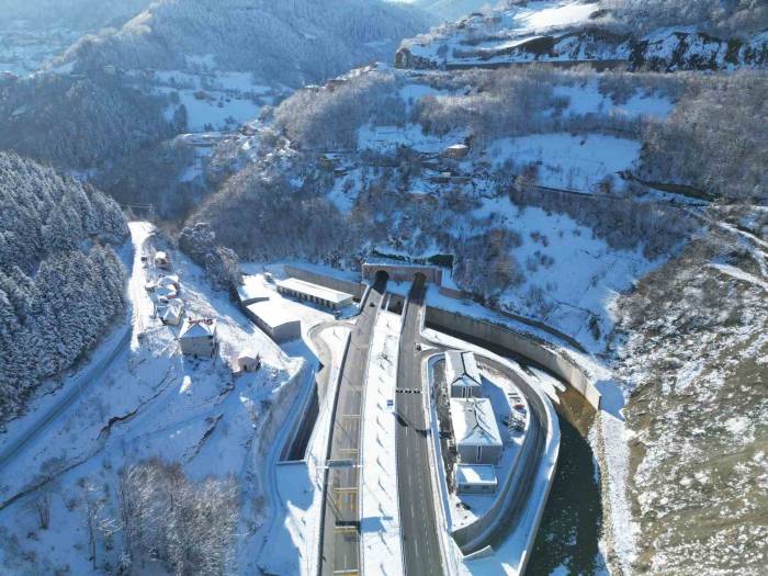 Hizmete Girdiği Günden Bu Yana 2,5 Milyonun Üzerinde Araç Geçiş Yaptı