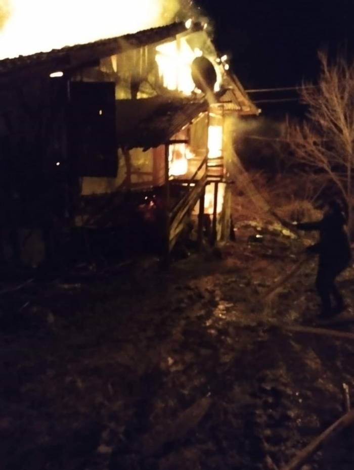 Kastamonu’da Ahşap Ev Çıkan Yangında Küle Döndü