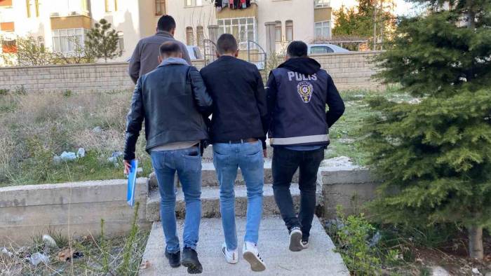Konya’da Aranması Bulunan Bin 294 Şahıs Yakalandı