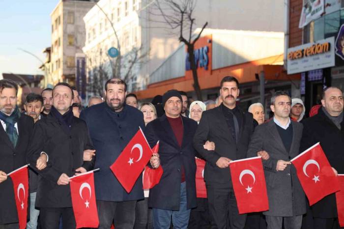 Körfez Şehitler İçin Tek Yürek Oldu