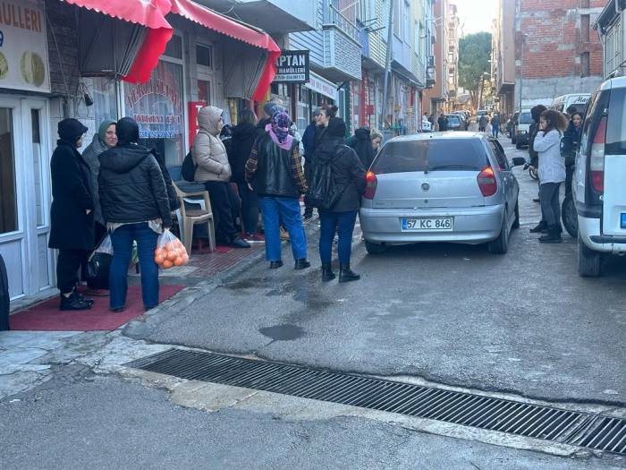 Sinoplu Kadın Esnaf Dükkanında Ölü Bulundu