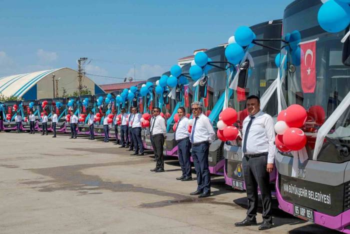 Van Büyükşehir Belediyesi 2023’te 9 Milyon Yolcu Taşıdı