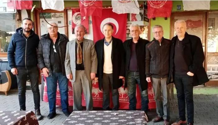 Yeni Yönetimin Ömrü 24 Saat Sürdü