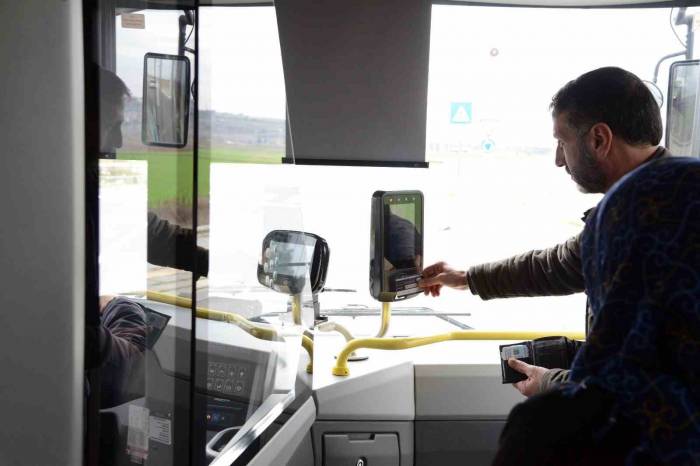 Diyarbakır’da Toplu Taşımada Nfc-qr Kod Uygulaması Başladı