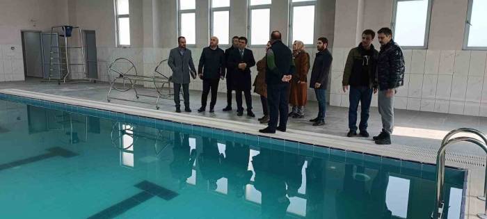 Düzce’nin İkinci Yüzme Havuzu Açılışa Hazırlanıyor