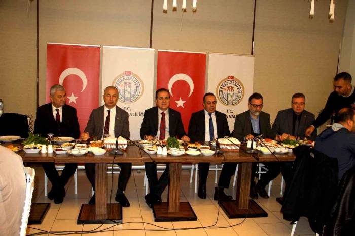 Vali Akbıyık 5 Aylık Görev Süresini Değerlendirdi