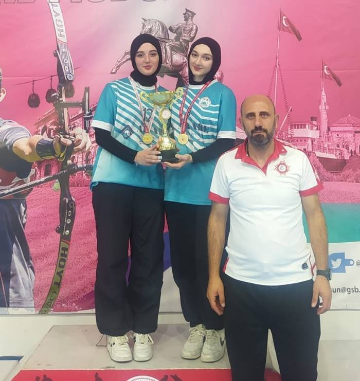 Tekkeköylü Öğrenciler Floor Curling’de İl Birincisi
