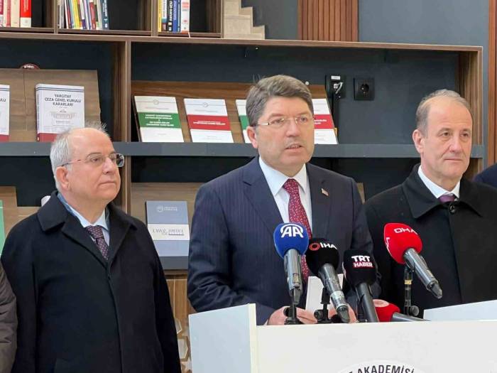 Bakan Tunç: “Yargı Reformu Strateji Belgemizin Hazırlık Çalışmaları Tamamlanmak Üzere”