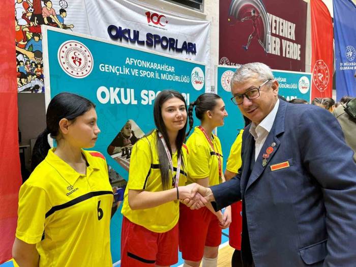 Genç Kızlar Okul Sporları Futsal Müsabakaları Tamamlandı