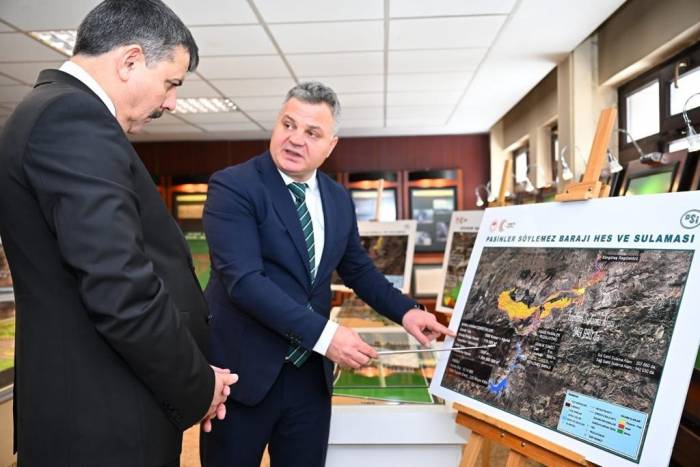 Dsi’den Vali Çiftçi’ye Barajlarla İlgili Brifing