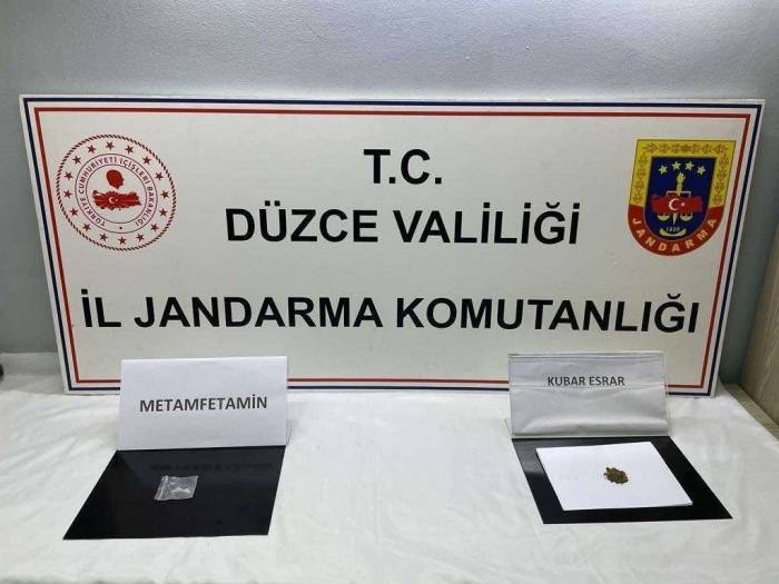 Jandarmadan Uyuşturucu Operasyonu: 2 Tutuklama